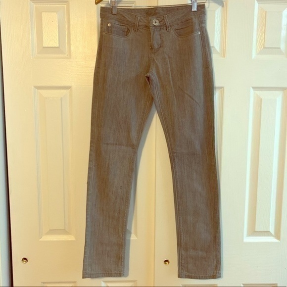 GUESS Light Gray Straight Leg Jeans Size 27 - Picture 1 of 7
